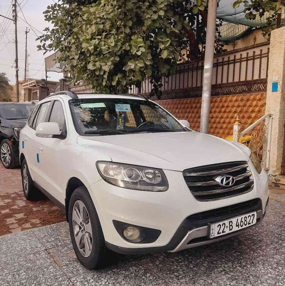 السلام عليكم. هونداي سنتافي 2012 خليجي .فول مواصفات 1\1 الشركه الدوليه. رقم اربيل الجديد سنويه لل٢٠٢٨.  مكفوله كفاله عامه من الضربه والصبغ والتبديل والبارد. ماشيه (١٢٠)الف. (سياره جديده ع وضع الشركه) الاستفسار []{***********]. فول مواصفات 1\1. فتحه سقف.  شاشه اندرويد HD. كامره خلفيه. اشاير بلمرى. شباك نيكل بلاد. ثلاجه. 7راكب. تبريد 3 قطع خلفي وامامي.  ويلكب 19 نيكل. مرايات شفط. دواخل بيجي عسلي مطعم بصاج خشبي. كير صاج وستيرن صاج ودشبول صاج. لد خلفي امامي.  مكينه (4 سلندر. 2400 )   اخوان السياره بلكارتون  ( وبلعافيه علياخذهه  لان سياره مامتعوبه وستخدام شخصي. )  وغراضهه وعدتهه وجكهه وسبيرهه مانازلات.  اخوان الشراي يتصل ويدلل والسعر بي مجال  ***********. واعتذر ع اللاطاله. البصرة, العراق
