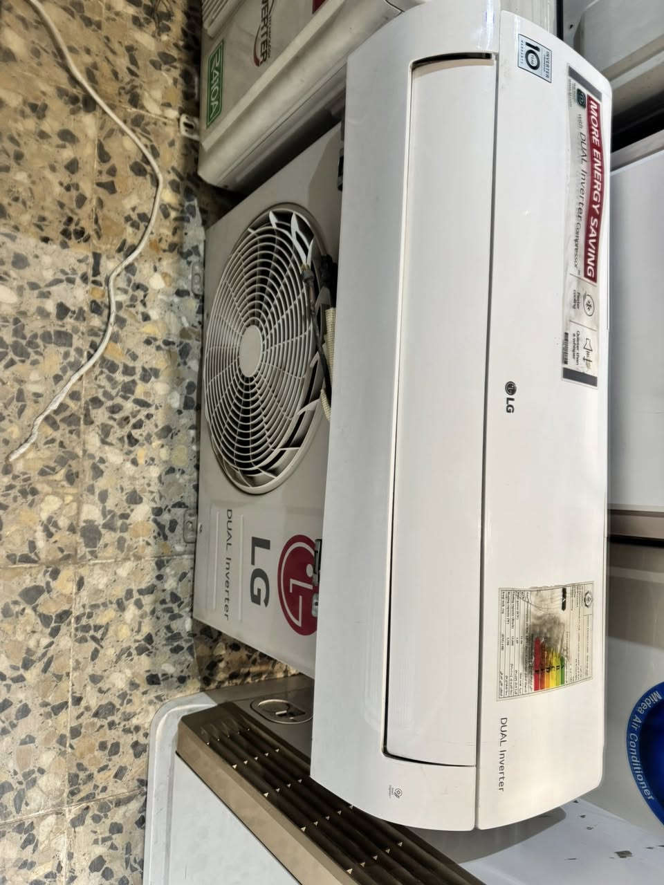 السلام عليكم سبالت ١طن انفيرتر كاملات وبلاديات اجهزة نضاف كلش عدد ٣ كري عدد ٢واحد Lg نقص ريمونت سعرهن ٨٠٠ الف 
سبع ابكار مقابل ثانوية الانتصار ***********
