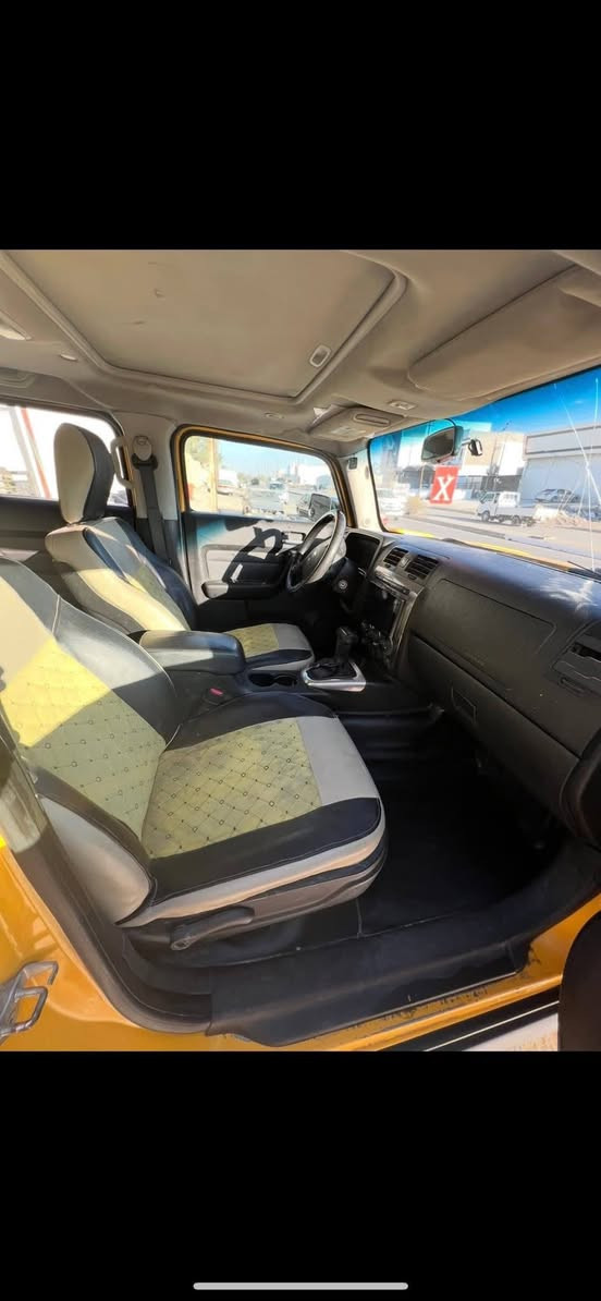 السلام عليكم 
بيع او مراوس 
همرh3 موديل 2007 رقم أربيل دولي شرط التحويل 
لون مميز بلادي سياره بدون ضرر او صبغ سونار بالمنشور 
محرك 5 سلندر 3700 بلادي كير أوتوماتيك ماشيه 150
حداديه تخم تاير ويل جبلي شرط 
كهربائيات كلها شغاله 
سنتر لوك جام كهرباء شاشه مري كهرباء 
فول مواصفات فتحة سقف 
سياره جديده وأحلى من الصور ب هواي 
مكاني صلاح الدين العلم السعر ١٠٥ بيع ومراوس
للاستفسار ***********
