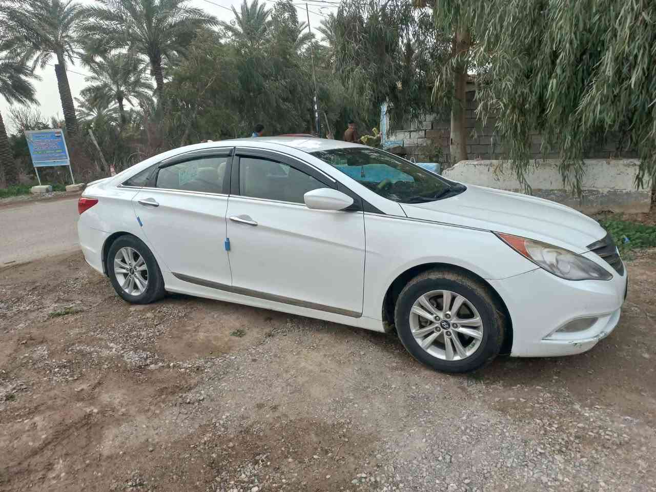 يالله 
اللهم صل على محمد واله محمد 
سوناتا موديل ٢٠١١ رقم ديالى
 مكفوله بدون صبغ بلاد ليبل
 واحد
 صور الحادث بالمنشور فقط دعاميه خلفيه
 كير محرك تبريدصدر تخم تاير جديد كله تمام
 السعر ١١٧ بيه مجال للاتصال

***********
