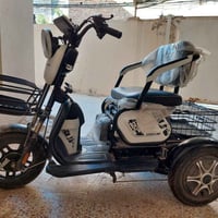 دراجة شحن كبار السن الدراجة جديدة سعره ٧٠٠ وبيهة مجال شي بسيط 07728785...
