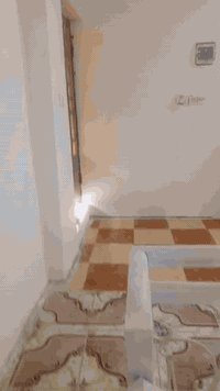 دار للايجار 100 متر طابقين
 العنوان الكرخ شارع الربيع شاكر العاني بالقرب من محكمة استئناف الكرخ بين مجمع تيجان سيتي ومجمع كرم بغداد 
يحتوي على
3 غرف نوم
3 حمامات
صالة
استقبال
مطبخ
منور
كراج
وسطح كبير
للاستفسار التواصل على الواتساب فقط ***********
