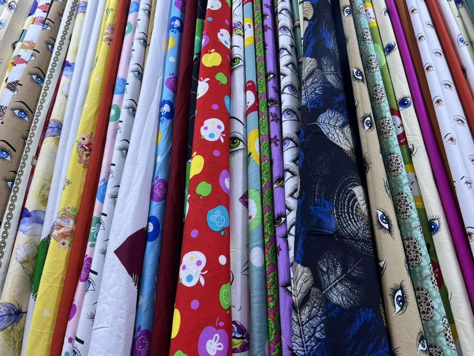 هذه العرض للجمعه 15 / 1
3 قطع ب10
اقوى تنزيلات على مستوى العراق🔥كشمير ايطالي دجتال اصلي
ثلاث قطع ب 10 🔥🔥🔥🔥🔥🔥🔥🔥🔥🔥
القطعه مترين و نص ضبط بدون نقص
متواجدون كل ايام الاسبوع من 3ونص عصر ل11 ليل
عدى الجمعه
 ☎️ *********** واتساب
شارع تولةفروش مقابل معمل النسيج
✨♥️✨مجمع دلسوز البزاز✨♥️✨
