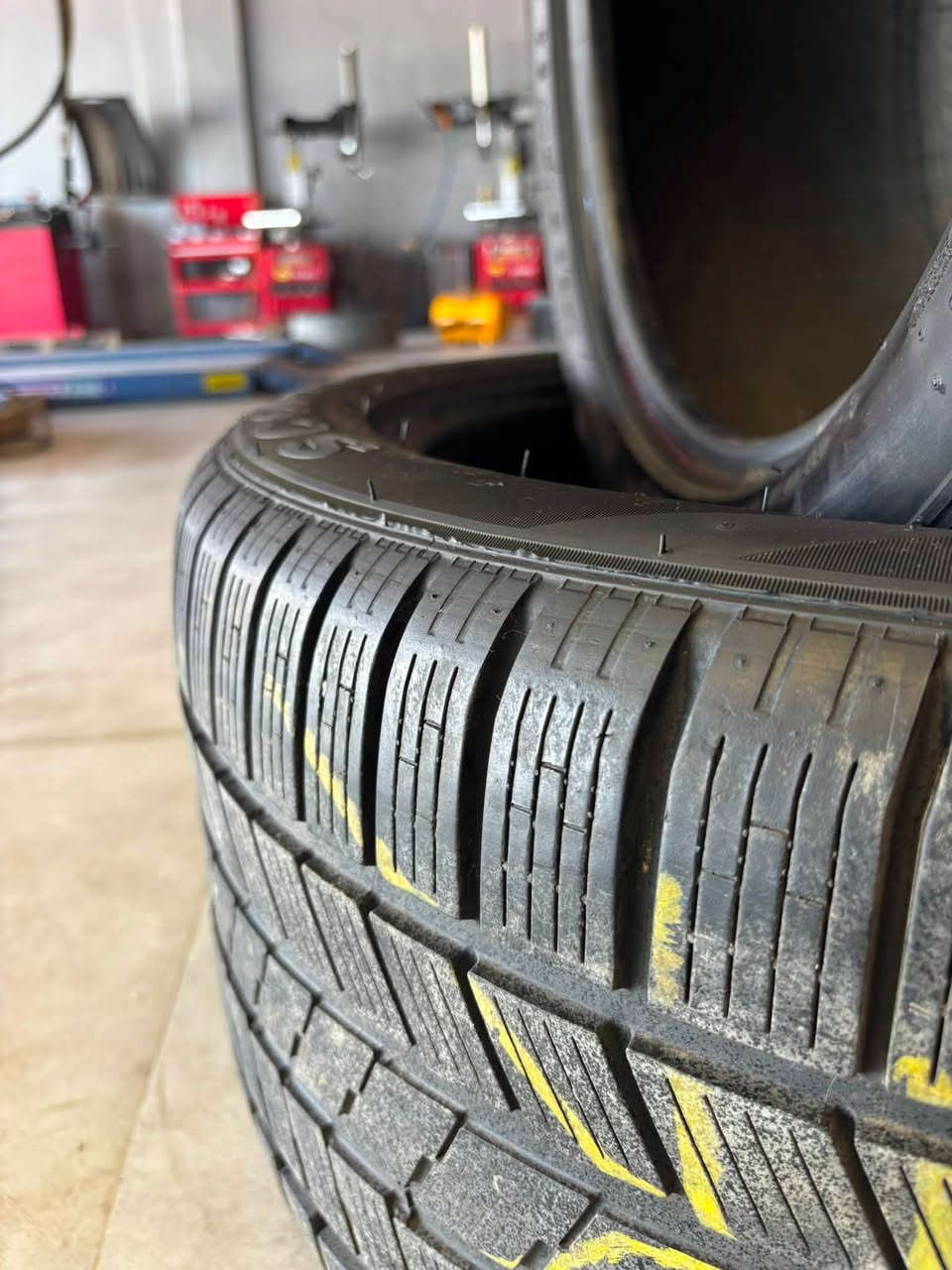 زوج اطارات  اخو الجديد بالة 
ماركة pirelli RUN FLAT بيرلي رن فلات 
القياس315/35/20 
صنع بريطاني
الموقع سامراء درايف سنترDrive center


**إذا كنت صاحب هذا الإعلان وتريد حذفه لأي سبب، رجاءا أرسل رسالة إلى الدعم الفني**