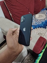 ايفون 12 • ذاكرة ١٢٨ • بطارية ٧٨٪