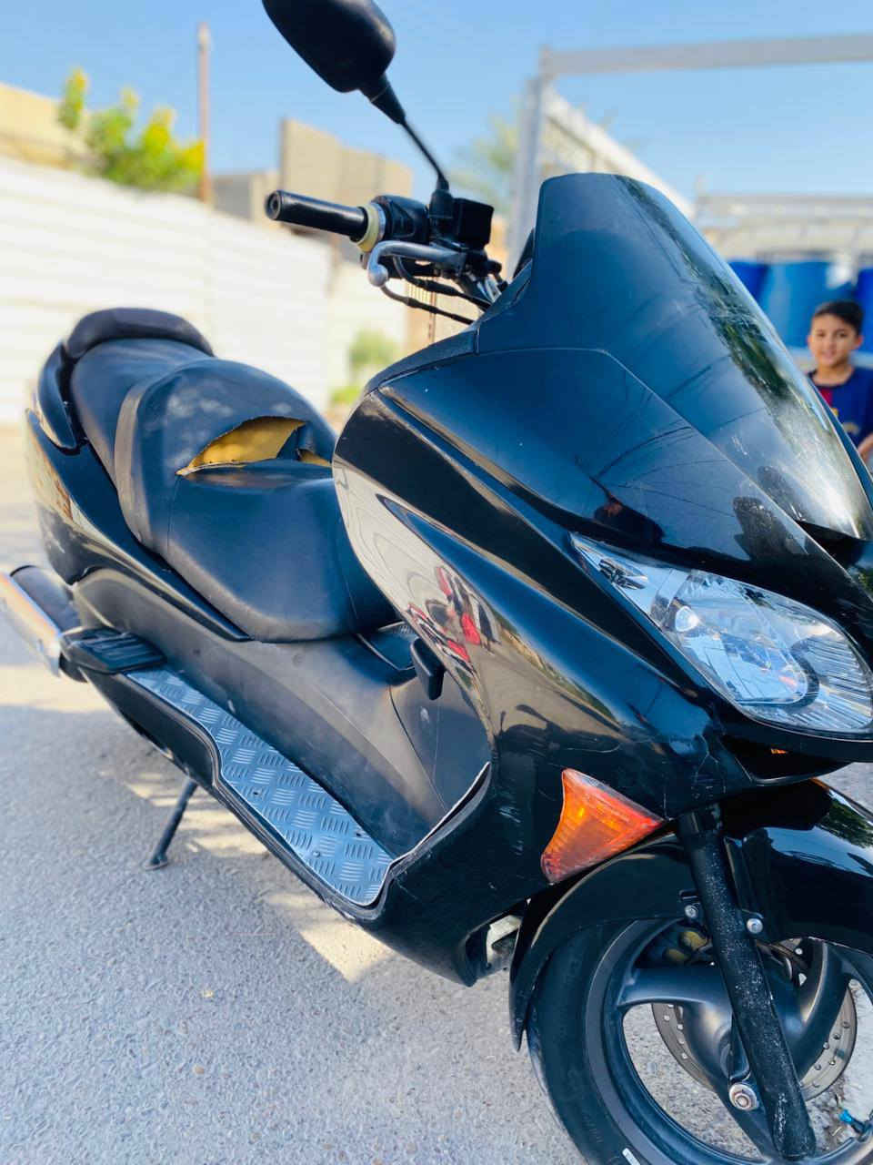 سلام عليكم دراجه فورزه صفر9 خير من الله دراجه حلوه مابيه اي نقص مكاني بغداد محموديه سعر 800 وبيه مجال 
الاستفسار ع هاذه رقم  ‏‪0773 241 5253‬
