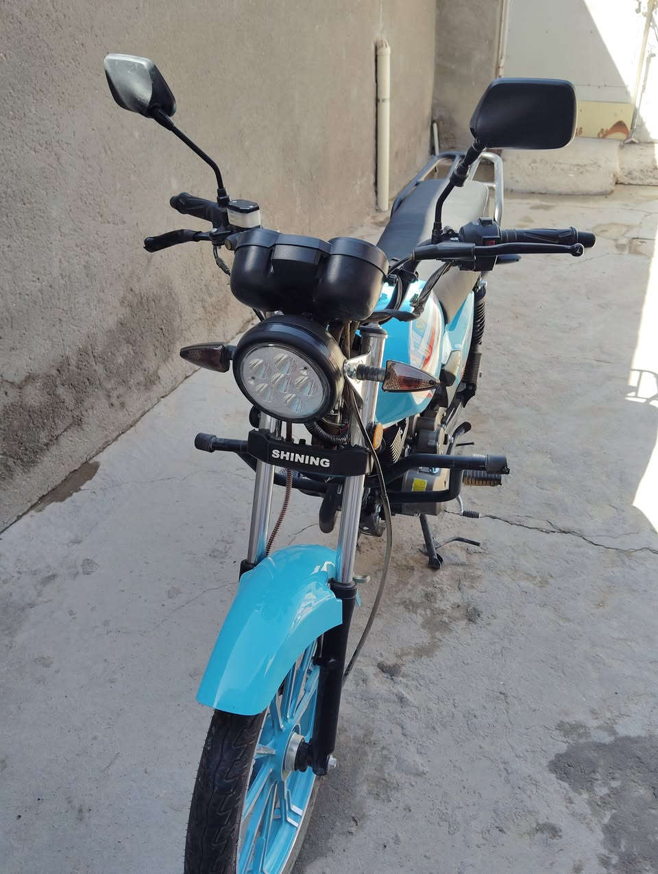 السلام عليكم عندي. دراجه للبيع شاينك موديل 23 جديده السعر 850 وبيه مجال المكان حله  وهذا رقمي ***********
