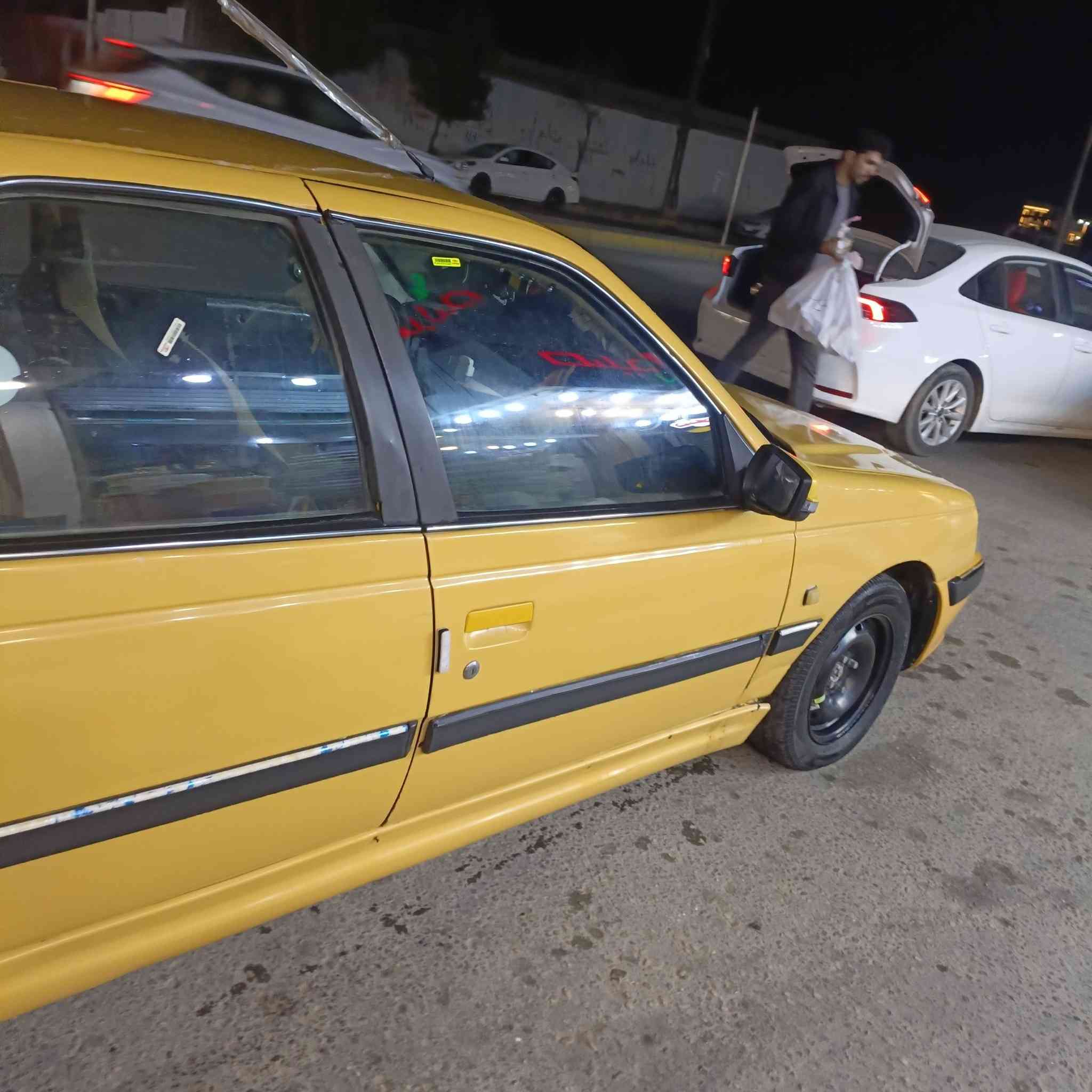 سلام عليكم بارص موديل 2015  كير ومكينه خير من الله  مصفره هيه وغرامات  السعر  35 وبيه مجال مكاني كربلاء ***********
