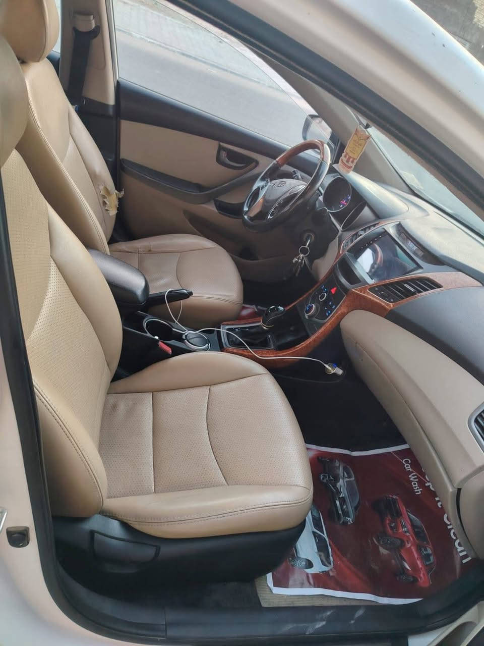 النترا 2015 خليجي رقم كربلاء  مشروع وطني تحويل ثاني يوم
سياره بيه نص باب رش لا تبديل لا فتح فقط بارد بسيط 
سياره فول موصفات للأخير 
محرك 1800 دوش 
سياره جاهزه وكل نقص مابيه 
السعر (113) 
مكان سياره كربلاء الحسينيه الوند 

***********
