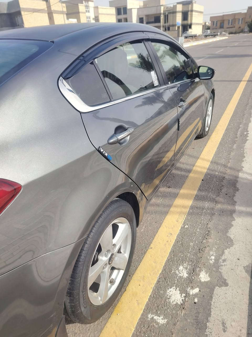 فورتي موديل 2014 بسمي رقم نكليزي
نص فول تحكم ستيرن شاشه كامره لايت زنون 
السياره نضيفه مو تعبانه 
مراوس بتكسي صفره  النترا او فورتي 
العنوان كريلاء         
                       السعر  105
 
***********
***********
