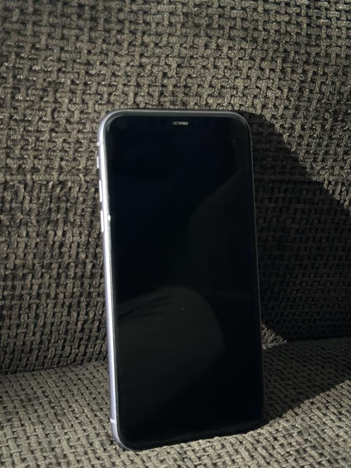 السلام عليكم
ايفون 11 عادي للبيع فقط
ذاكرة 128
بطارية 78‎%‎
تك سيم 
نظافة 95‎%‎
نورمال مامفتوح مايعبر هوه شرط
الجهاز كله شغال
السعر 240 بي مجال حيل بسيط
مكاني موصل سكر
***********
