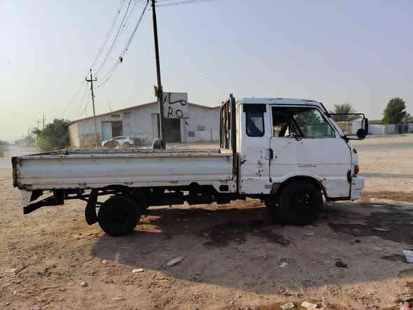 سلام عليكم بيع مستعجل بنكو 96راعيه ما اندله اتكفلك من سرقه وعشاير السعر 25 وبيها مجل  العنوان بغداد بسمايه الهاتف ***********
