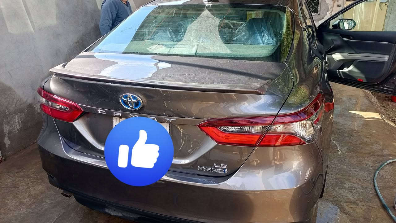 السلام عليكم كامري 2024 امريكي فئه LE محسن هايبرد ماشيه 30الف حادثها باب مبدل بصمه فتحه كشن كهرباء 
السعر 225$ ***********
