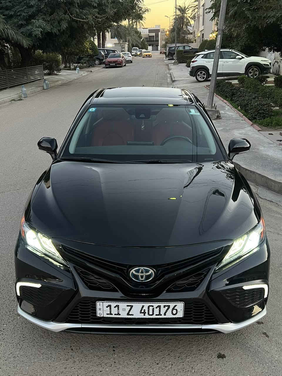 السلام عليكم 
كامري XSE 2024 هايبرد فول مواصفات
السياره مرقم بغداد باسمي
بصمه فتحه داخل جلد احمر بلادي
كشنات كهرباء شاشه اكبر  حجم كامره دواره رادارات خلفي امامي شاحن وايرليس لايت وكشاف لد ويل ١٩ … الخ
محرك 2500 هايبرد اقتصاديه جداً
ماشيه  ٣٧ الف
ايرباك برده وراجع سستم 
بيها صبغ صفحه وبنيد 
مكانها اليرموك
السعر١٨٩
***********
