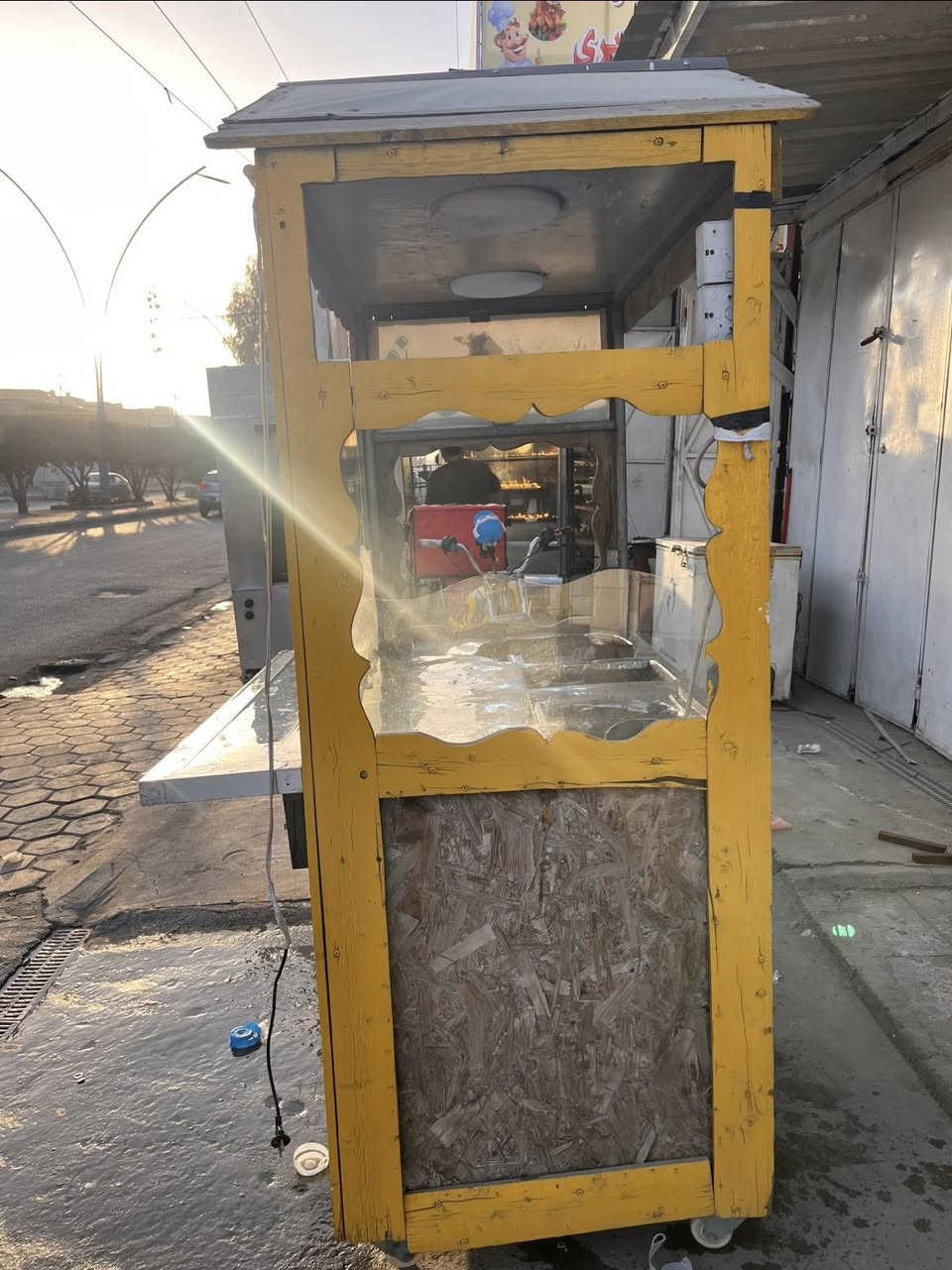 عربانة ذرة ولبلبي للبيع
150 الف  وبيها مجال
المكان بغداد المحمودية
***********
***********
