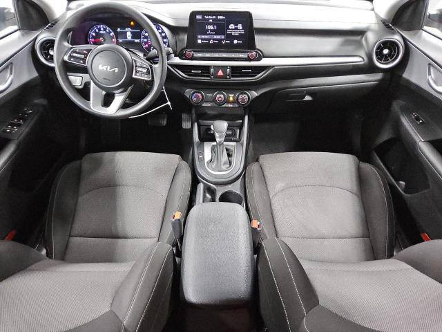 فورتي موديل ٢٠٢٣ حره، تترقم جميع المحافظات، بدون تبديل(اشخوط بسيطه) السعر ١٤٥ ورقه ..مكان السياره  مركز الناصريه ***********
