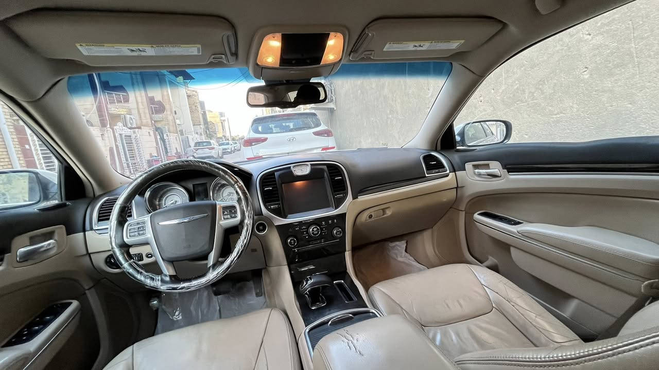 السلام عليكم
اوباما خليجي حاوية (2014 خليجي دخول سياحة)
 مكفولة كفالة عامة من الگصة والسرقة والعشائر 
دواخل عسلي گير ماوس مكينة 3600
تو ويل بدون نواقص حجر بيئة موجود دخول جديد
بيها أرقام شمالية شغل حلو 
السعر : 88 وبيها مجال قليل للشراي
للتواصل الأتصال بالرقم:

‏ ‭0773 350 3322‬
