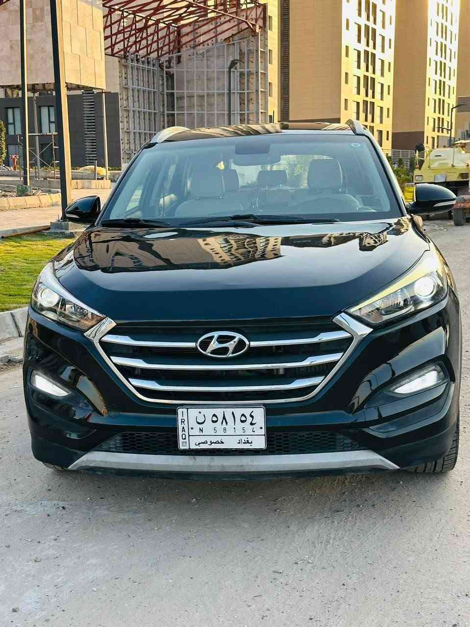 توسان 2017 وارد امريكي ماشيه 90 ميل محرك ستوني مبدل جديد فول مواصفات عدا الفتحه وبيهه صبغ بس البنيد مالتهه لبلادي ومرتبي جنطه كهرباء رادار حساسات اشاير بالمري شاشه لمس وجبيره بصمه كشنات جلد تدفئه نقطه عمياء دخول ذكي ويل رياضي 
تايرات تخم
تبريد كله من الفريز وانت صاعد 
محرك جديد كارتون جبتهه
منظومه احتراق 
منظومه تبريد الراديتر 
كلهه جديد مسويلهه ادامه كامله 
وجديده السياره باسمي 
محركهه صدك 1.6 تيربو طلقه السياره
للاستفسار الاتصال ع الرقم 
***********
