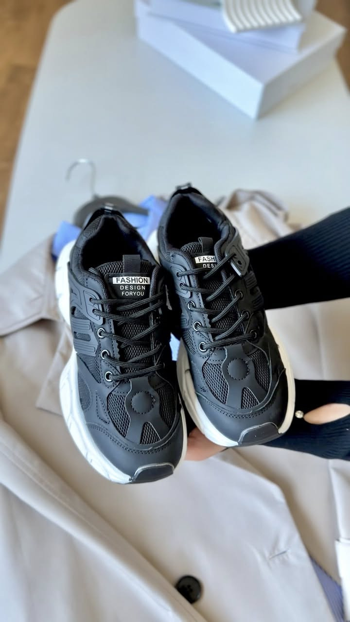 عندي شلعة احذية نسائية عددهن 70 زوج ( تصفية محل )
واغلبهن بيهن قياسات.. والكعب ماخذه من تركيا عندي عدد قليل
 الجودة عالية و ذني صورهن يجن بالكراتين 
📌سعر الزوج على 6،500 
مابيع على 5 رجاءاً و بدون احراج


**إذا كنت صاحب هذا الإعلان وتريد حذفه لأي سبب، رجاءا أرسل رسالة إلى الدعم الفني**