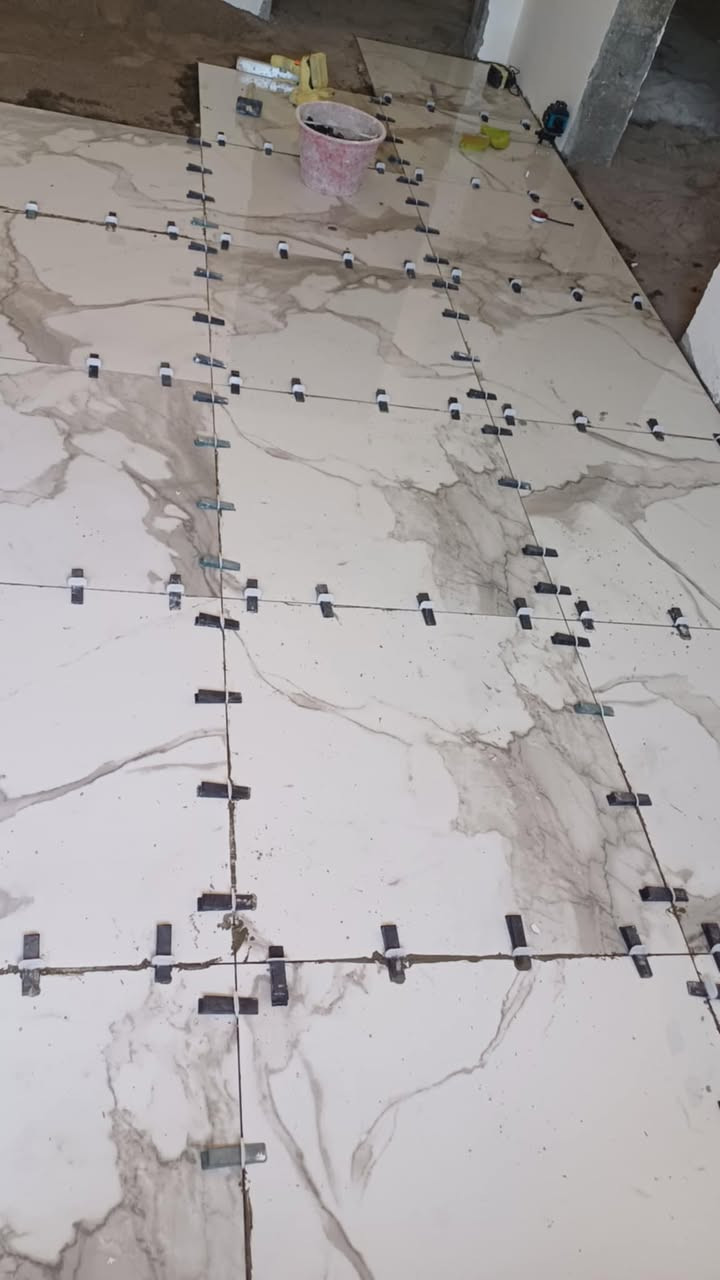 خلفا سيراميك شغل درجه اولي تسليم مهندس
اللتزام في العمل ودقه في الاداء
 ومتاح كادر كامل
 متفرغ حاليا
  ***********
