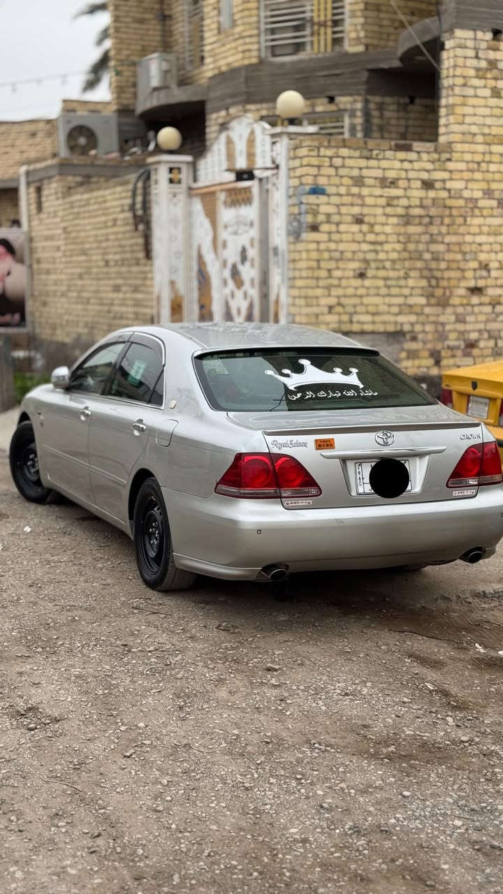 سلام عليكم
شاهينه للبيع2005
مكينه D4
كير z
رادار حساسات امامي خلفي 
برده خلفيه 
تبريد ثلج كل نقص ما بيه 
كصه فقط قماره 
سياره جديده 
دخول جديد
مكان ميسان العماره
سعر52

***********
