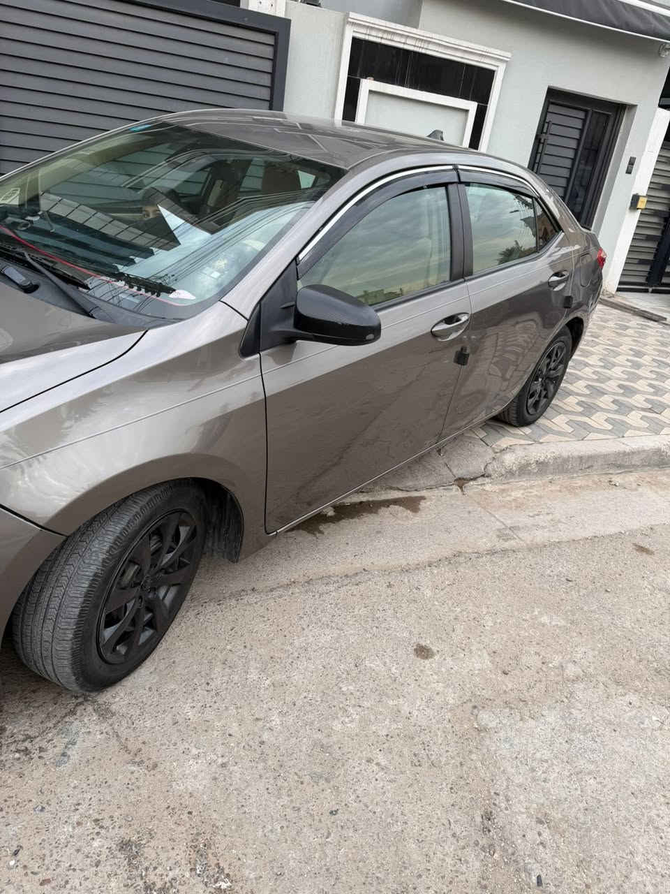 السلام عليكم كورلا مديل 18 ماشيه 109 جديده استخدام شخصي مكاني بغداد العامريه  السعر 140 وبيهه مجال بسيط 
***********
