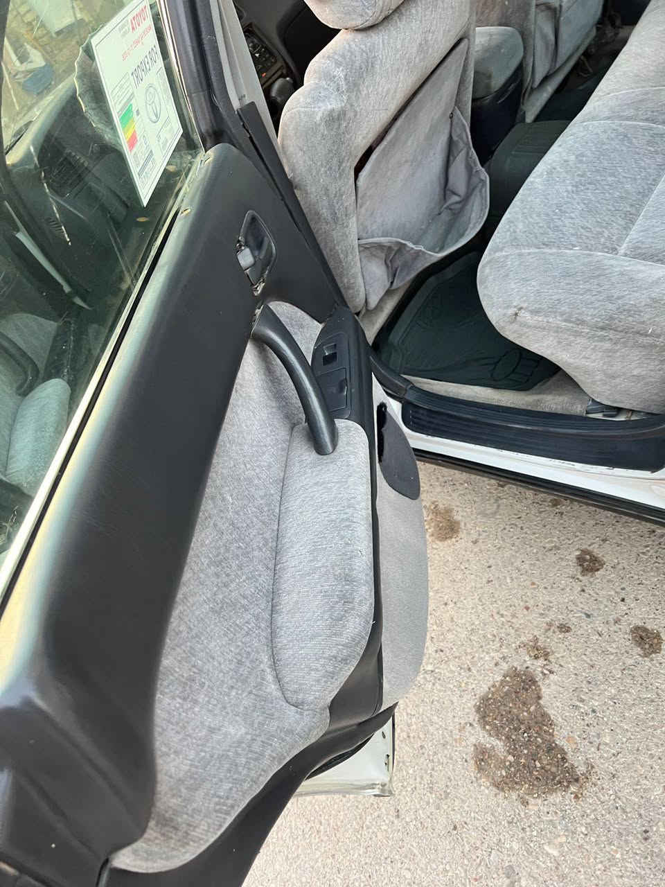 سلام عليكم سياره بطه متصل موديل ٩١ رقم بغداد باسمي مشروع وطني تحويل ثاني يوم سنويه لل ٢٩ كير ومكنيه ٢٥٠٠ سياره حداديه تخم تاير صدر تبريد  شغال جاهزه كهربائيات كلها شغال مكفوله من الضربه  والتبديل والكص ونقل الجثه والشرعيات دواخلها كارتون السياره جام اخضر سياره جاهزه ما تصرف عليها السعر ٥٧ العنوان واسط للاتصال والاستفسار. ***********
***********
