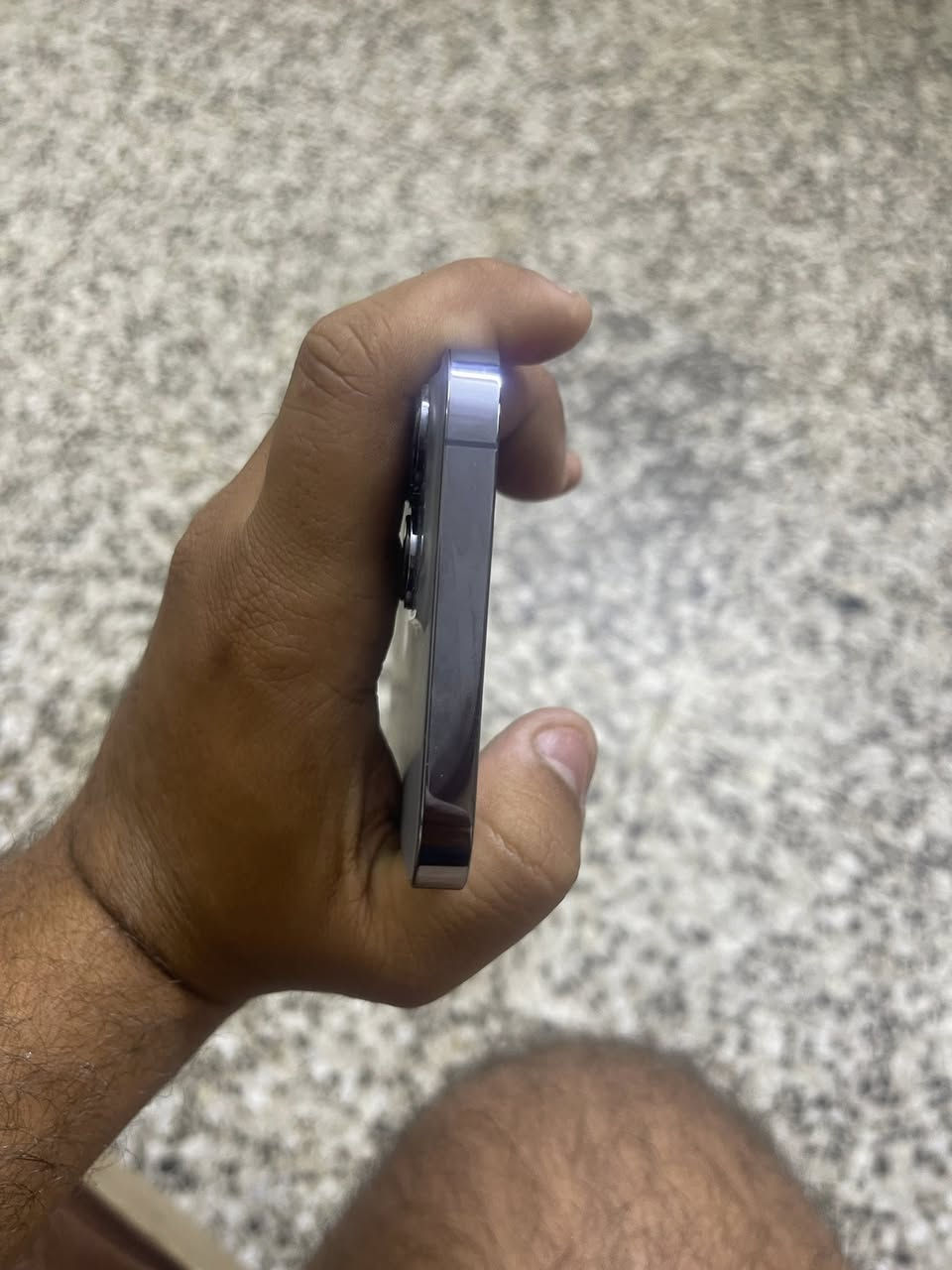 جهاز 13 برو ماكس ذاكره 256 جهاز نضيف نضافته فول لاطخه ولاضربه جهاز وتر مامبدل اي شي بطاريه 87السعر 700 وبي مجال 
***********
