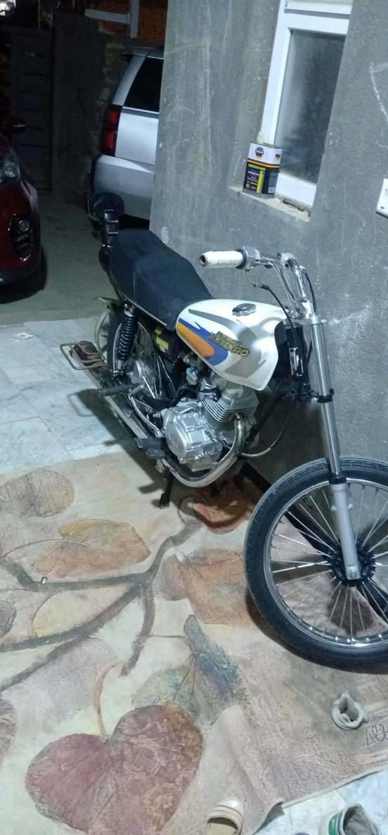 السلام عليكم الدراجه للبيع 600 وبيهه مجال الطيبين الدراجه نصبه ومعدل فول الله شاهد ضالمته الكامره محرك نامه شلامچه اصلي مامفتوح ٢٠٢٣ شاصي اسكنر اسكنر العنوان ناصريه مركز قرب مستشفئ التركي عجبتك الدراجه تفضلي خاص وبيك وتدلل


**إذا كنت صاحب هذا الإعلان وتريد حذفه لأي سبب، رجاءا أرسل رسالة إلى الدعم الفني**