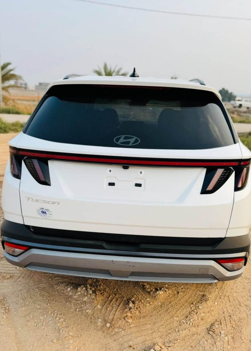 السلام عليكم 
البيع توسان موديل 25
دخول جديد يترقم بغدادوجميع المحافظات
زيرو ماشية 900ميل
فول موصفات 
فتحه سقف
شاشه كبيره بلاك
اشاير باالمري 
هندبريك دكمه
تدفه با الكراسي 
تشغيل عن بعد 
تحديد مسار 
جنطه شفط
كامره خلفيه 
ا"""""@@
الحادث
ربع جاملغ خلفي صبغ 
وبارد باالباب  الخلفي 
وباقي كفالة 
صور الحادث مرفقه با المنشور 
مع الفيديو موضح الشغل
السعر 220وبيه مجال 
***********
