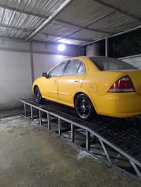 نيسان سني كوري سامسونك مديل. 2009سياره جاهزه وكبل  للشارع تخم تاير صدر...