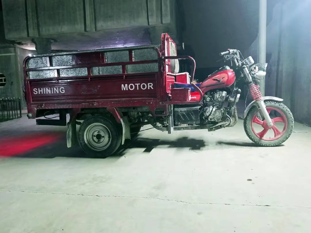 سلام عليكم ستوته نضيفه كهربائيات كاملة محركحها نضيف مرقم سنويه كامله الشراي يتصل ***********، ***********9
