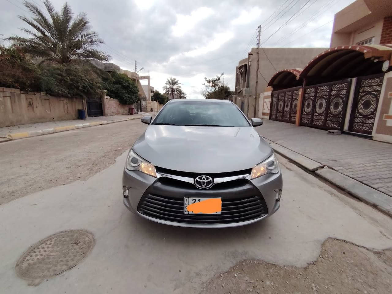 كامري 2017 le رقم سليمانية ماشية ٧٦ الف ضررها جامرلغ سكن صبغ بدون دواخل  صدر جديد سيارة حلوه وناعمه
سعرها ١٦٣ وبيها مجال للطيبين 
*********** متواجد على الفيس. كركوك, العراق
