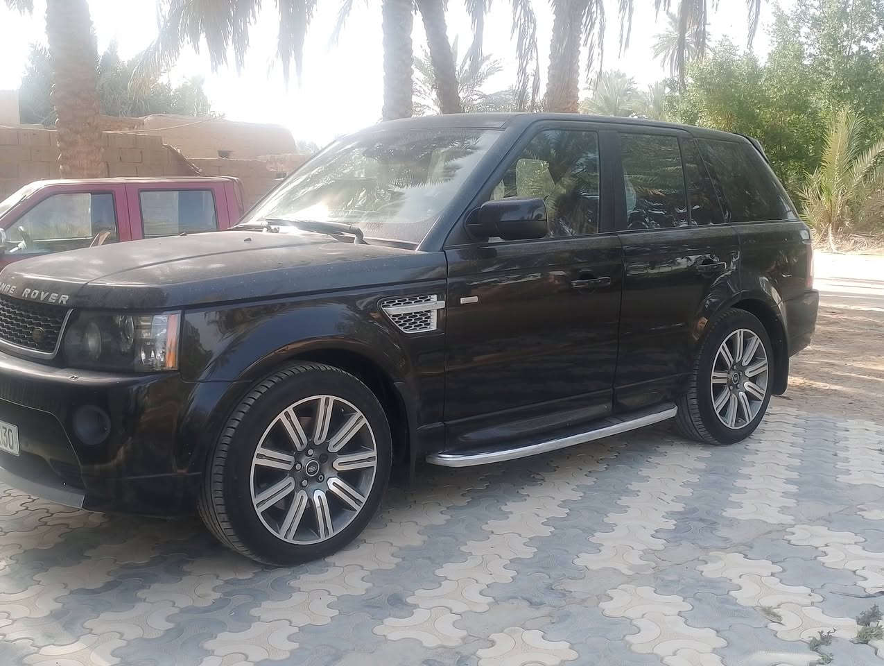سلام عليكم رانج للبيع اومراوس السياره فول للاخير السياره محوره بل كامل من مكينه جوبلاسات كله ياباني يعني انسه شي اسمه عطل  موديل 11 ولعنده رانج كايمه اراوسه مكاني نجف  ***********
