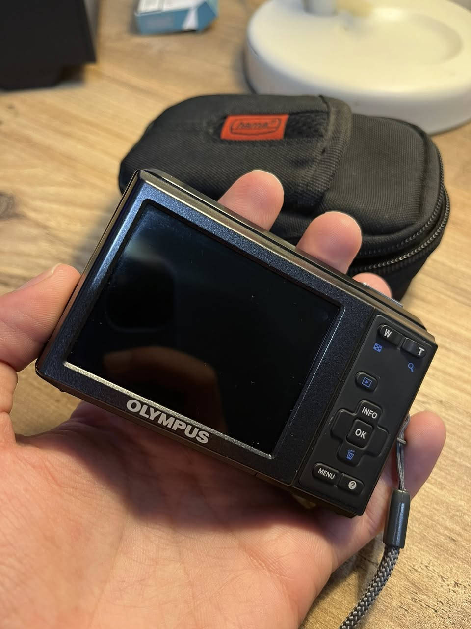 اولمبس  شبه جديده  تشتغل بطاريات عاديه وياها جنطتها وباتريات بس
٧٥ هيه والتوصيل


**إذا كنت صاحب هذا الإعلان وتريد حذفه لأي سبب، رجاءا أرسل رسالة إلى الدعم الفني**