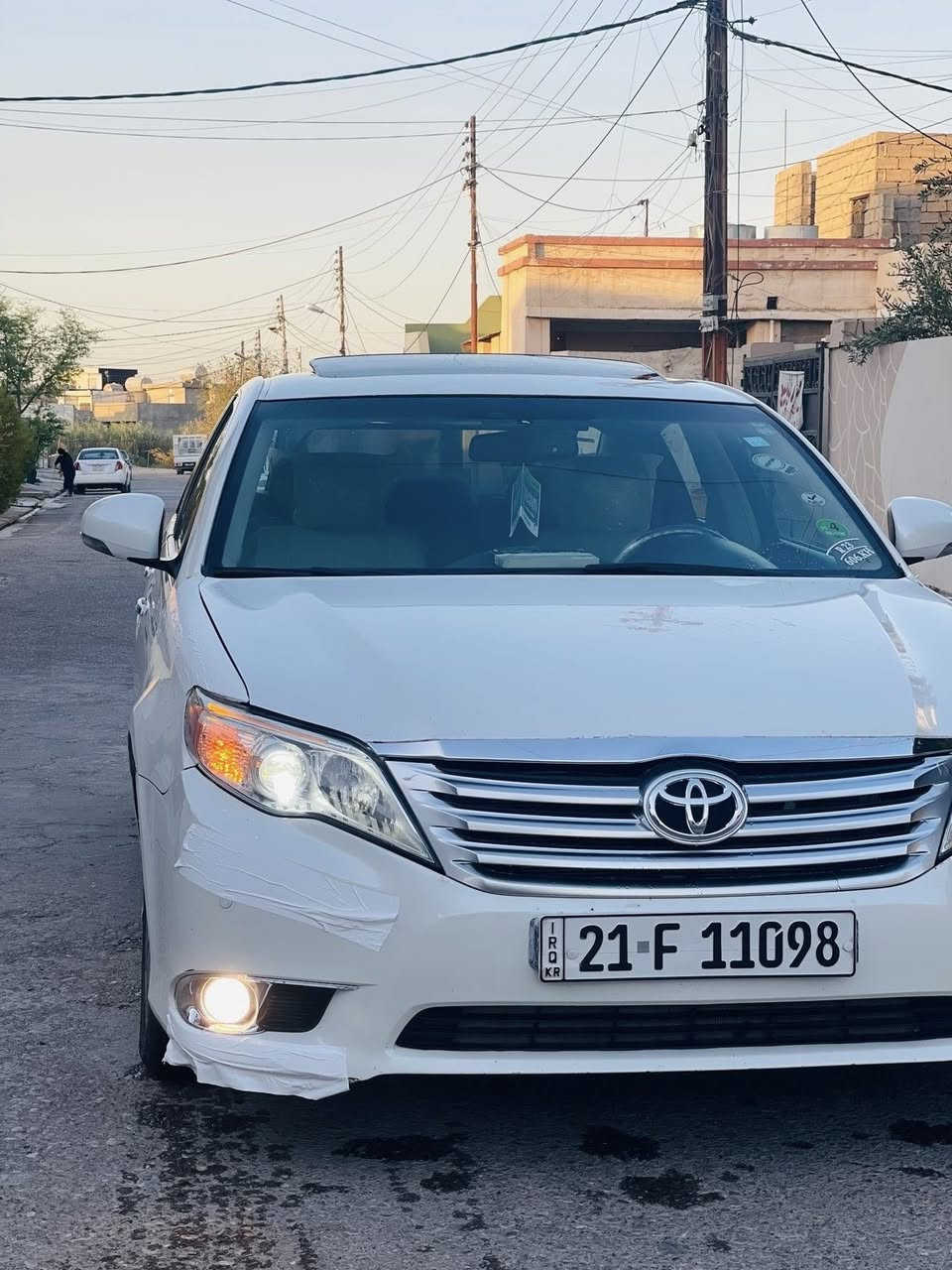 سەرەتا بە ناوی خوای گەورەم ماشلا لە ماڵی هەموو لایەک
تویاتا ئەڤەلۆن خلیجی ٢٠١١ فوول مواسفاتی لیمتیدید ٢٤٥ كم  

(بوياخ ته نك )نيو چه واني سه قف دو بست بوياغ هه لي داوه بوياغ كراوه ته وه 

سلایت،بەسمە ، پەردە
شه ش سدي ،ته حديد سرعه ،زينون،كوشن غه زن،ويل كروم
کوشن ساردو گه رم ناو زەرد جلد

حاسە ،کامیرا،تەحدید سورعە

گیر و مەکینە بەشەرت 

نە کرانەوە نە بوخار

رۆنی تازە گۆراوە 

هایدرۆلیک تازە گۆرە 

پاتری تازە گۆرەوە

هه يكه لي زور جوانه 

نسو چه مه لغي لاي سه كن بوياخه له گه ل دوپه له ساردي
سه ياره كه به ناوي خومانه وه يه         كوبوني بنزيني هه يه.                  شوين كركوك
 ***********whats app , viber
