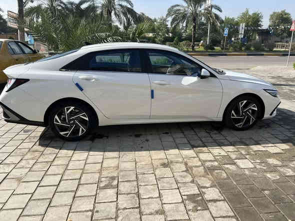 السلام عليكم النترا موديل 2024 خليجي مكفولة من كلشي جديده لوك ماشيه 16 الف على وضع الشركه محرك 1500   حساسات خلفية امامية داخل جلد احمر مميز بصمة تشغيل عدد ٢ فتحة سقف لايت زنون بلادي شاشة كاميرا خلفية اربيل بسم شركة الق تاج البنوك تحويل مباشر السعر ١٤٦ مجال بسيط جدا مكاني بغداد البنوك للاستفسار *********** ابو مصطفى
