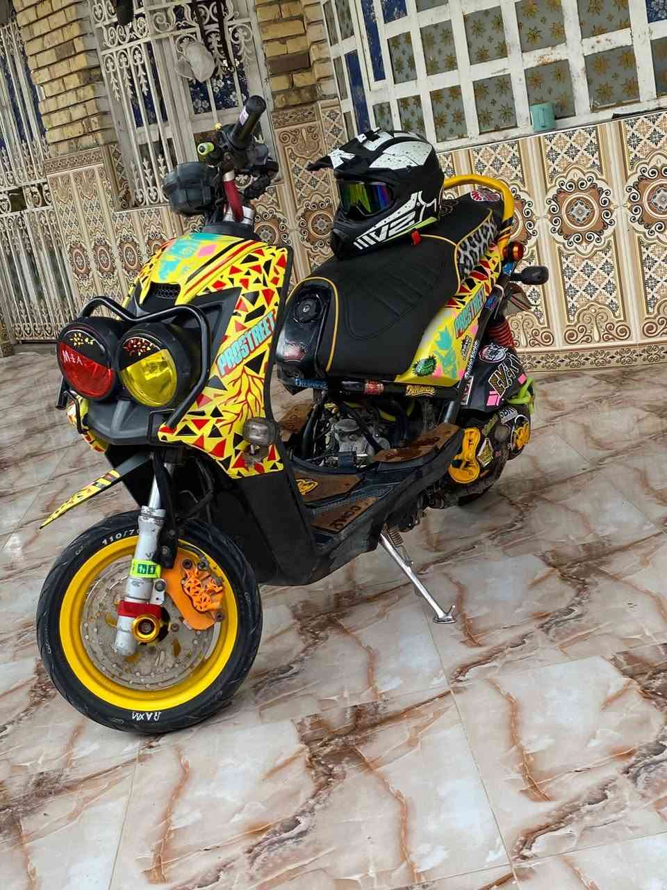 السلام عليكم اخوان سكنز للبيع مزوعه تزويد مال جناي كلشي شقال بيه مامفتوحه ومكفوله من كلشي(-:مكاني بصراه قضاه المدينه}•/.هاذه رقمي الشراي يتصل مو يراسل فدوه،،***********):-التزويد البيه كله بلادي،(؟-لايت ابو عيون //بك لايت)/كلجات//قبق كلجات//قبق فلاوين//قلاف كشن//دواسات قدم//سكان//ستان// صفح//تقليف عام
