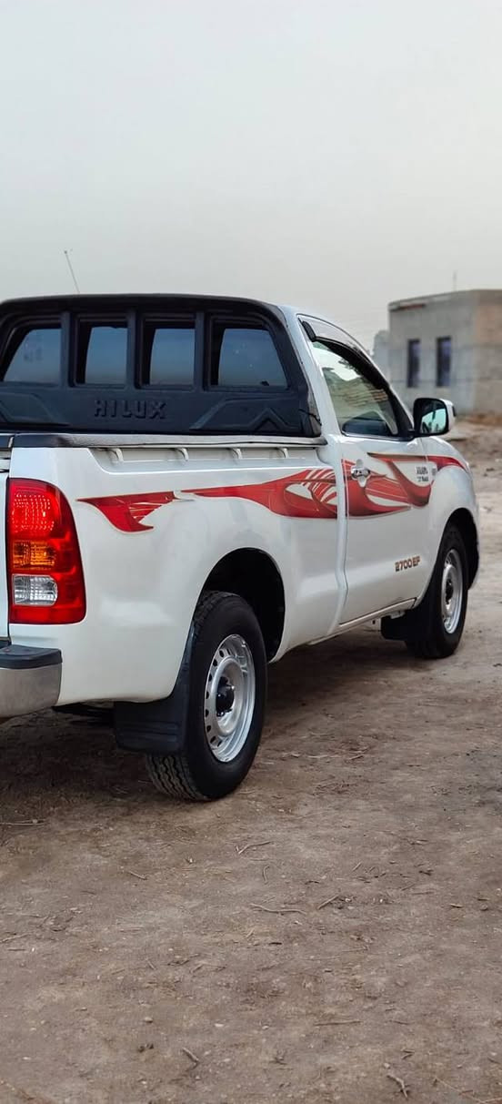 سلام عليكم للبيع فلاونزه تك 2010 رقم بغداد مشروع وطني سنويه جديده محرك وكير كفاله حداده وتايرات جدد تبريد تدفئه فول مواصفات الشراي يتصل *********** مكلف بنشر
