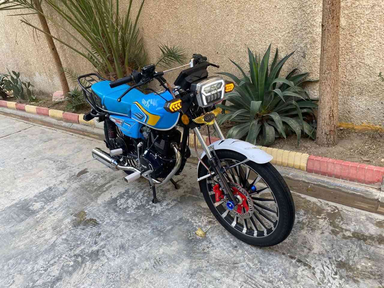 يالله
سلام عليكم دراجة سيفان موديل ٢٥ الدراجة كفالة ما عدا اشارة نقص عليها صلنصة رياضي وعقل رياضي مكينة ٢٠٠ 
ديالى بعقوبة ***********
