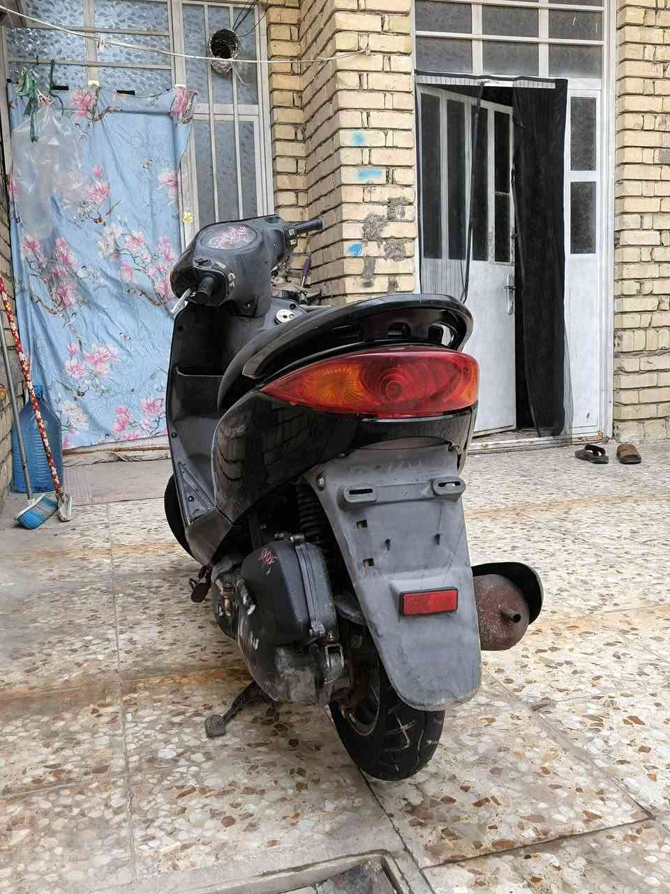 السلام عليكم شباب دراجه بريس للبيع
دراجه اي نقص مابيه كله شغاله نضيفه مكينه خير  من الله 
دراجه سلف هندر باتري كلهن بلاديات اي نقصى مابيه السعر 600 وبيه مجال قليل مكان بغداد المشتل شارع مطبك 
***********
