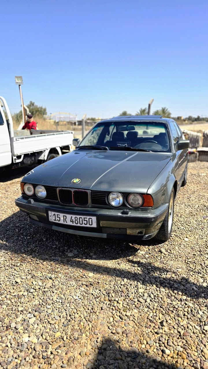 السلام عليكم بي ام موديل 1993/ 520  محرك مسكر فانوس كير محرك شرط صدر شرط
 دبل ارباك ستتم دمام  كهربائيات  رقم انبار  نكليزي  سنويه 31  بسمنا السعر 50 وبيها مجال 
:***********

مكان السياره /الديوانيه /دغاره
