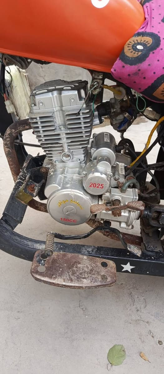 سلام عليكم شباب ستوته ام تيار لبيع مديل ١٦ وراق سعر واحد ٥٠٠ بيه مجال مكان قرنه ناحيه ثغر رقم هاتف ***********
