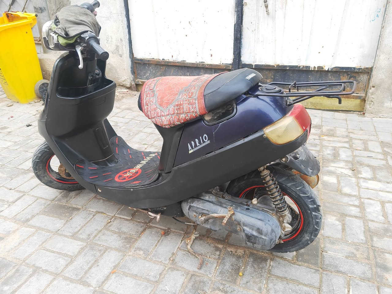 السعر 150 او بيهه مجال
***********

اسلام عليكم دراجه للبيع بطه موديل 99 مكينه او كير او شاصي مكفولات تأيرات جدد دراجه حلوه كلش كهربائيات شغاله كله سلف شغال اشاير شغاله كله المكان كربلاء اتصل
