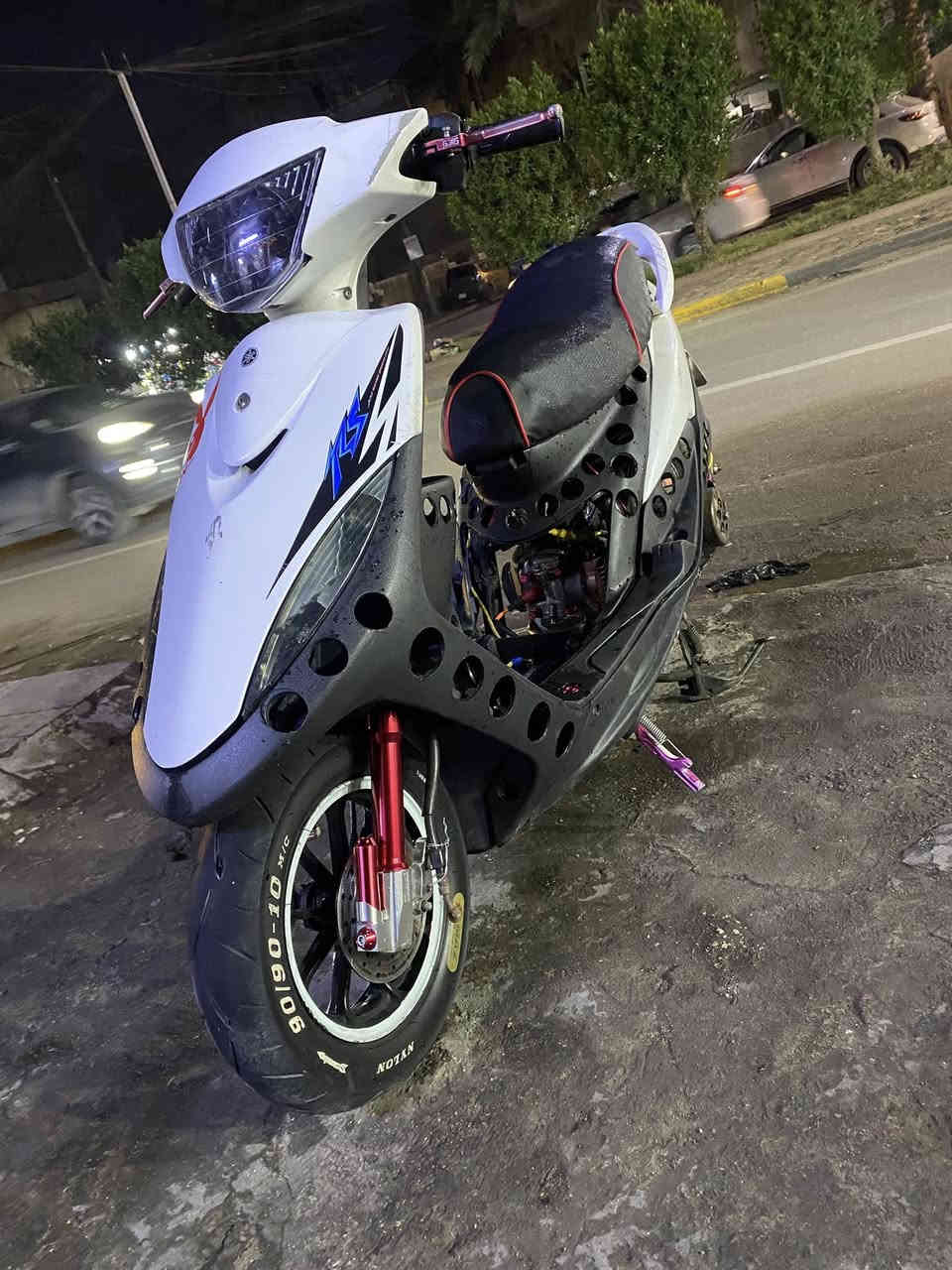 ماكس عدلة بوشة 63 

كور بصمة حجرة 66- 63 ولفات جيسو كامشفت دجة عالية

رولة 600 مدوره 

اكسل 14 رياضي 

اويل بم رياضي 

صدر قزم

شيال راجع كرزي 4 اصابع

دبل خلفي قزم 

كفر اصلي 

فلاوين ضربة نار طويلة عقل مفتوح سرعة 

ويالة مشيف اصلي تايرات جلاتين تخم 

صالنصة V8 قطعة وحده بالعراق صوتها طرب 

الدراجة هاون تشك الكاع تجي تفحص تقتنع تاخذها وتروح 

باقي التفاصيل الاتصال علة رقم او واتساب ***********. 

الي يدور دراجة مال موتة لا يوصلني 

  

مكاني بغداد الحرية شارع زين العابدين 

❤️‍🔥
