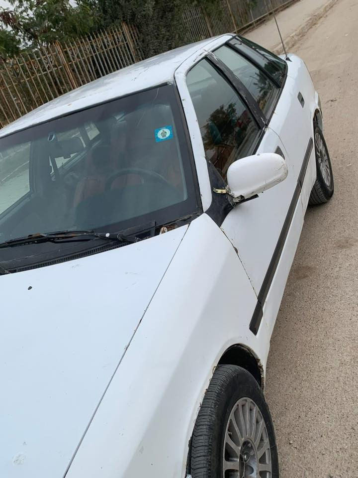 دايو اسبرو  1994  بسمي رقم انگليزي محرك 1800 مسكر خير من الله لا تنقيص ولا تبخير 
گير اوتو جديد توني شاده دواخل نظيفه بطاينها شوفه عينك 
فيت بم جديد تخم بلكات جدد گلاص بانزين جديد توني شادهن 
مازدات اماميه جدد 
 مسجل اصلي بلوتوث اواكس 
السعر  24 
العنوان بغداد المحموديه ناحيه الرشيد 
***********
