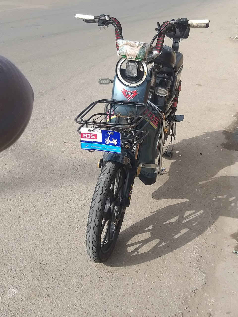 بأيسكل شحن للبيع بطاريات جديدة سعر ٢٠٠بي مجال الشراء يدخل على خاصه


**إذا كنت صاحب هذا الإعلان وتريد حذفه لأي سبب، رجاءا أرسل رسالة إلى الدعم الفني**