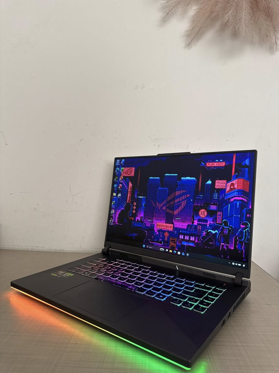 للبیع کل شیء واضح و مستعمل قلیل 

Asus Rog Strix G16
Cpu: Ryzen 9 - 8940HX (16 Core & 32 THREAD🔥)
GPU: RTX 5070 TI 12G (140WATT🥶)
Ram: 16 DDR5 5200MGHz
Hard: 1 Tera SSD NVME 
Display: 16.1” 2K LCD 165hz 
Battery 🔋: 93%
سعر راسلنی خاص 
توصیل موجود


**إذا كنت صاحب هذا الإعلان وتريد حذفه لأي سبب، رجاءا أرسل رسالة إلى الدعم الفني**
