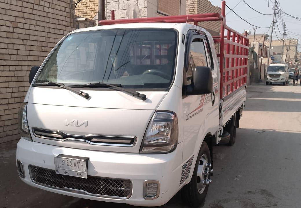 السلام عليكم
كيا فحل 
موديل 2022
مكينة 3000
رقم بغداد انكليزي تحويل ثاني يوم
مكفولة مكينة وكير اكسل شواصي 
تبريد ثلج
مكفولة كفالة عامة
تانيكي 120 لتر
تاير خلفي 14 ستـد 27
السيارة جاهزة بدون اي نقص  
رقمي ***********
مكاني بغداد مدينه الصدر
السعر خاص او اتصال عل رقم
