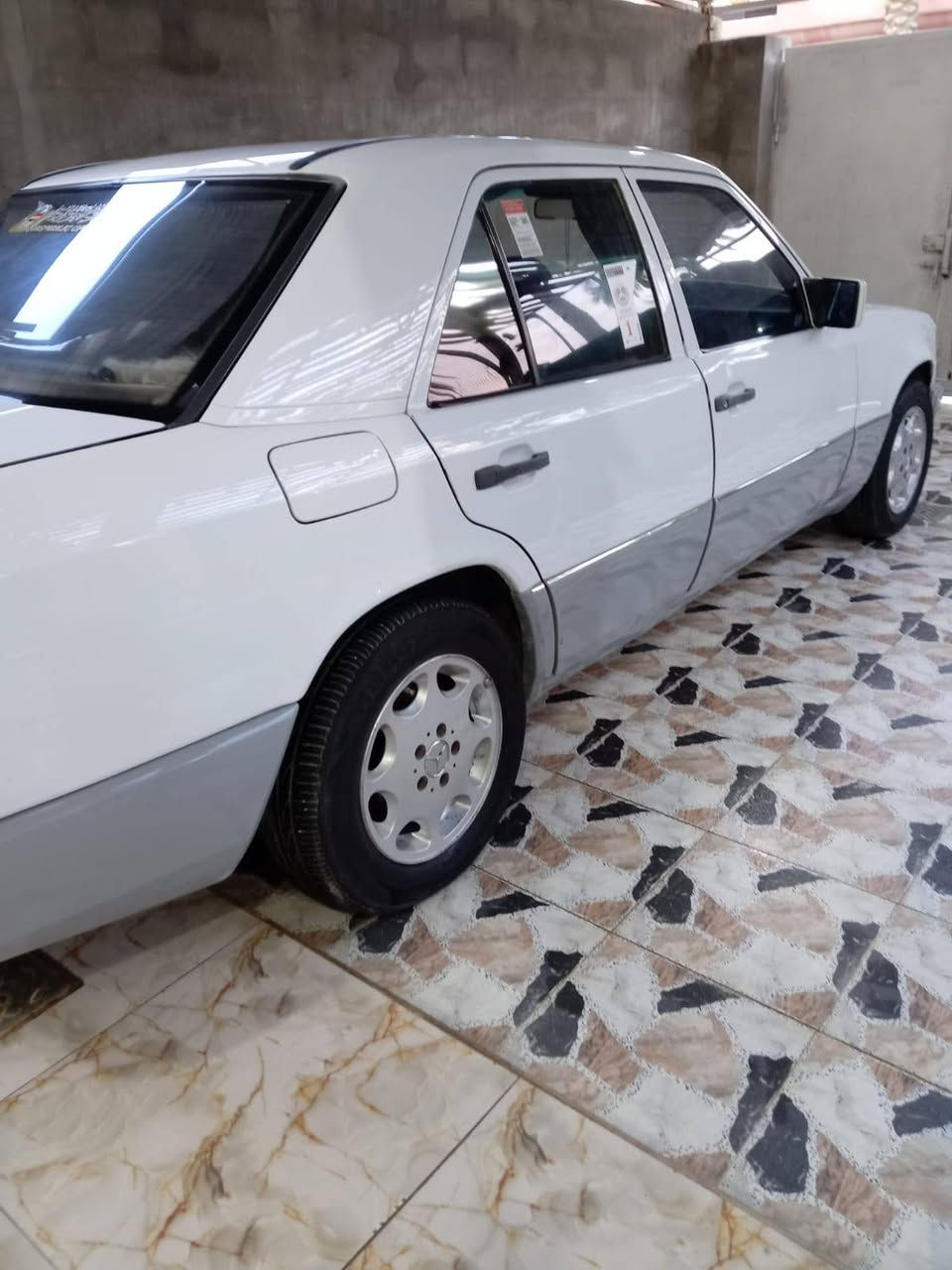 مارسدس دب محور بطة 3000 موديل 88 محدثة 92 
رقم اربيل بسمي 
سعرها 65 وبيها مجال للشراي 
تبريد ويه السويج 
مكانها ديالى


**إذا كنت صاحب هذا الإعلان وتريد حذفه لأي سبب، رجاءا أرسل رسالة إلى الدعم الفني**